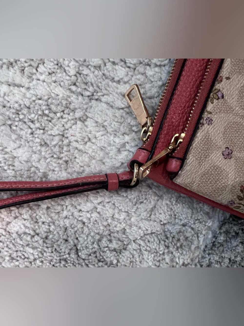 Coach Double Zip Wallet in Signature Canvas with a floral print. - Picture 4 of 8